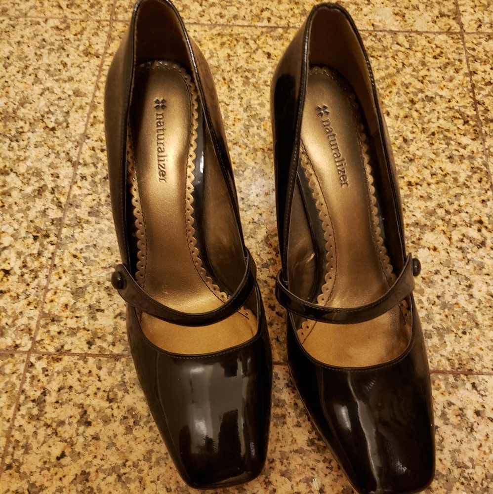Naturalizer High Heel Pumps Mary Jane Style